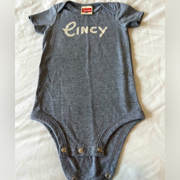 Homage Cincy Baby One Piece - 9-12M - Picture 1 of 3